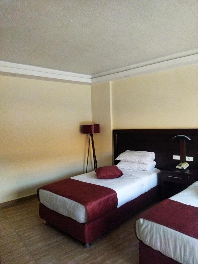 Petra Agora Hotel Wadi Musa Extérieur photo